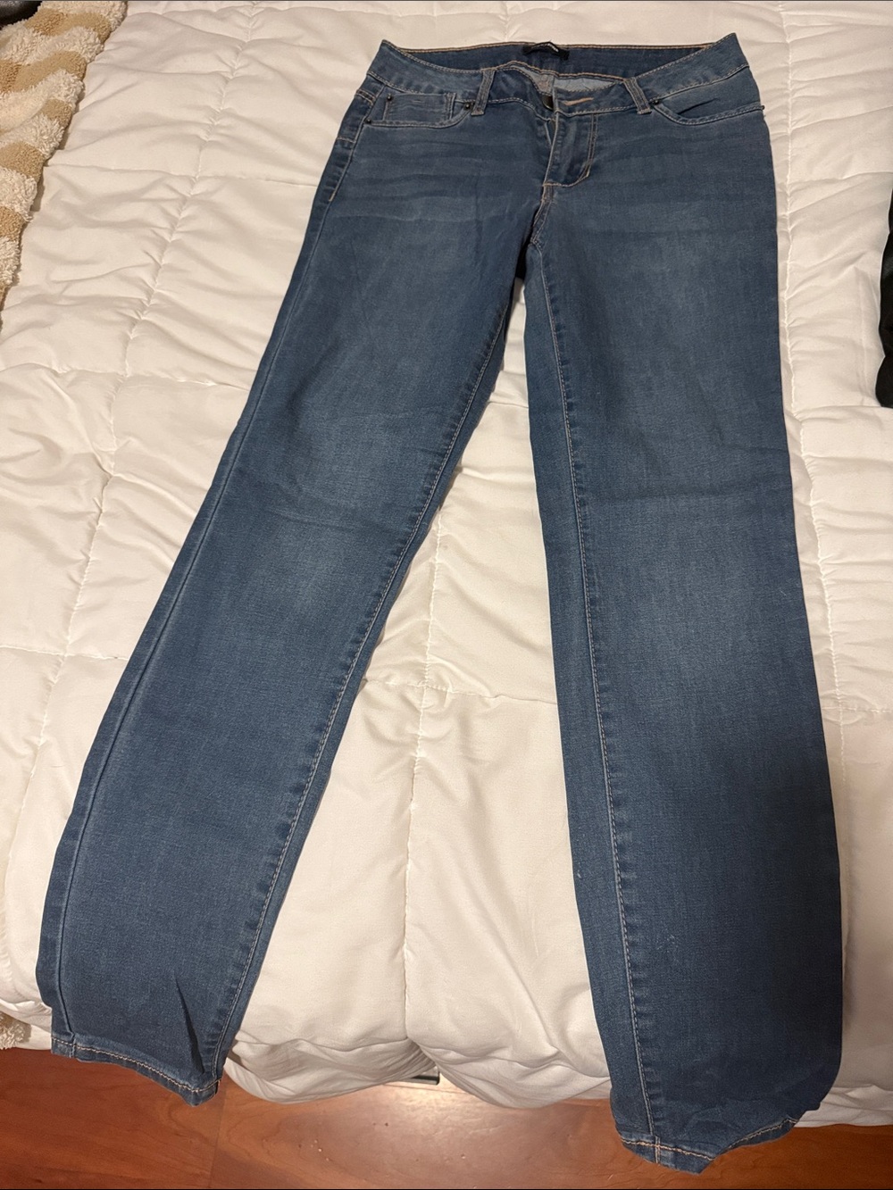 Fashion nova skinny jeans